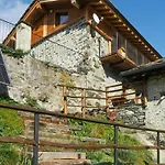 Дом отдыха Panoramic Mountain With Breathtaking Views Ala di Stura